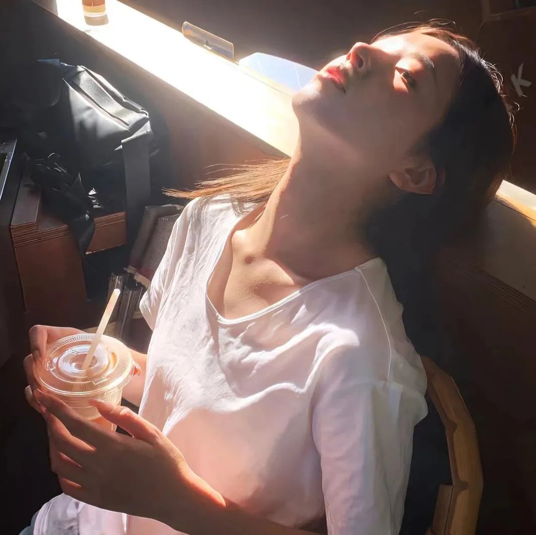 后排闺蜜